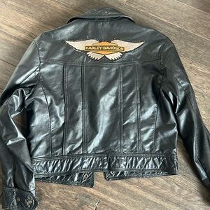 Harley Davidson leather coat size 42